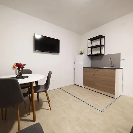 Feelings-2 By Interhome Appartement