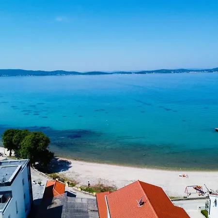 Feelings-2 By Interhome *